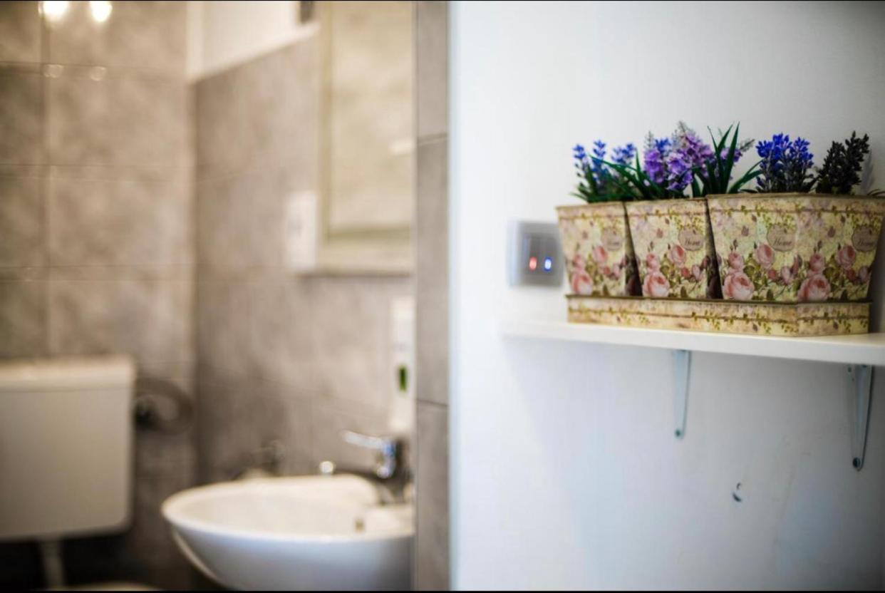 Apartment Cvita Split Bagian luar foto