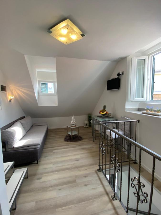 Apartment Cvita Split Bagian luar foto